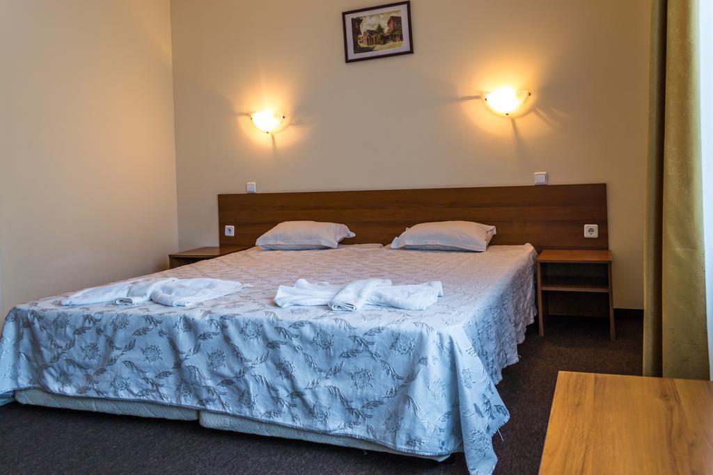 Sandor Hotel Nesebar Exterior photo